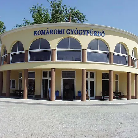 Apartament Studio Apartman Komárom